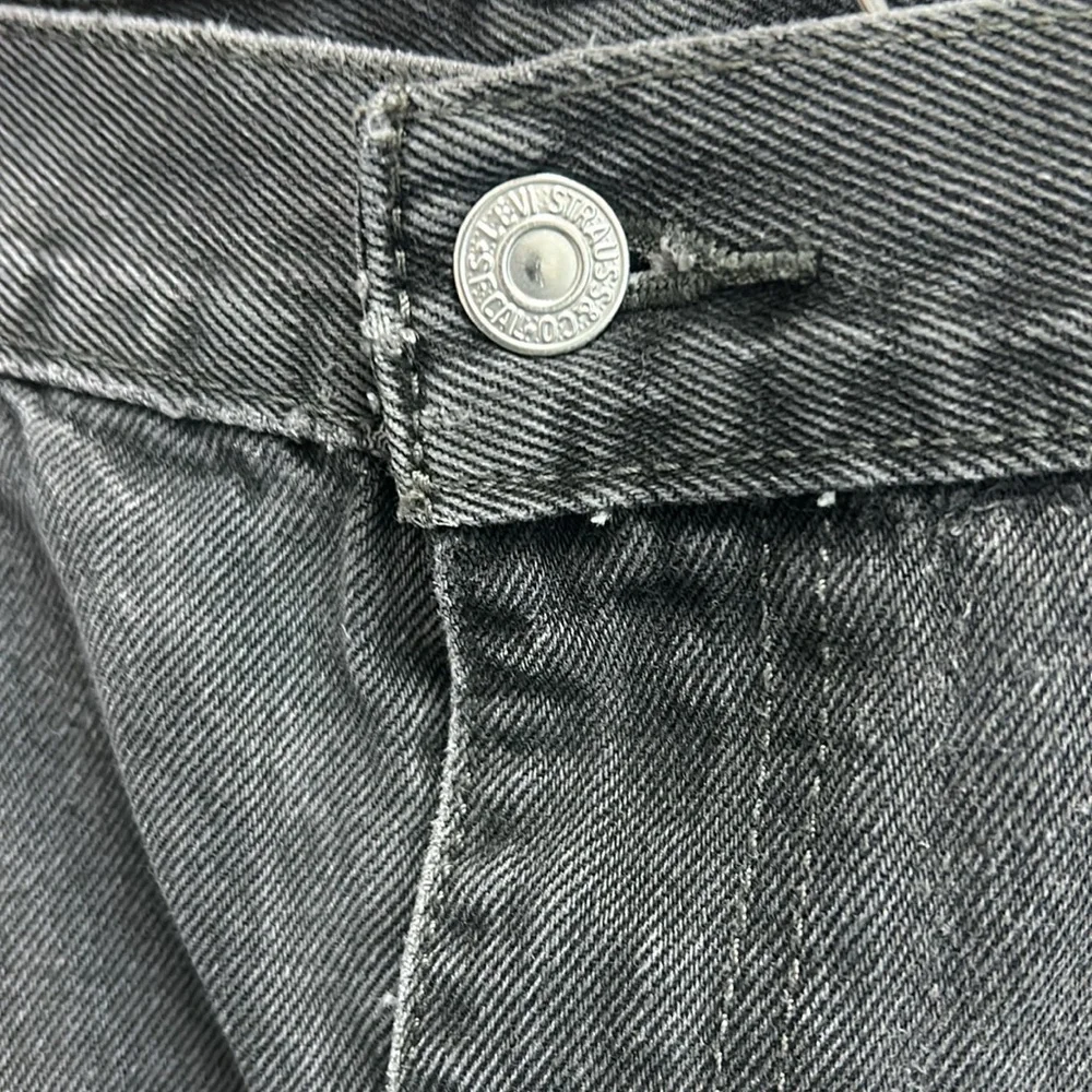Levi’s Men’s 550 Relaxed Fit Black Jeans 42”W x 29”L